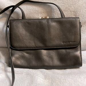 Fossil Purse Black w/ lots of pockets 8.5x6